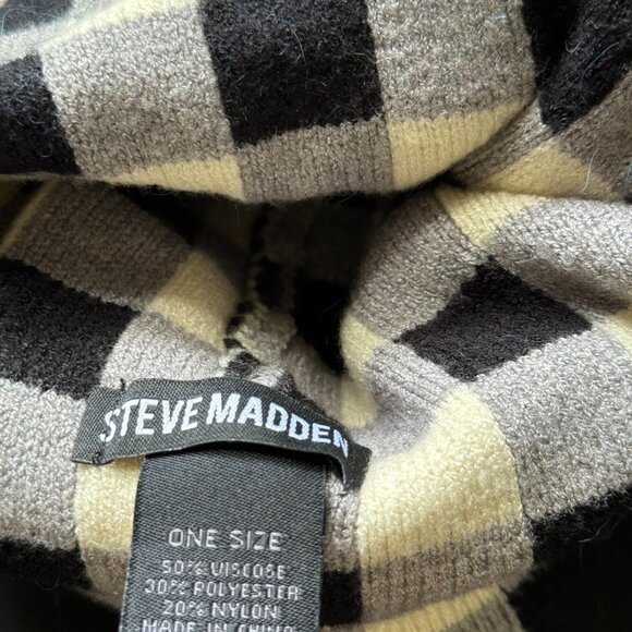 Steve Madden Black, White and Grey Checkered Beanie NWOT - Picture 5 of 5